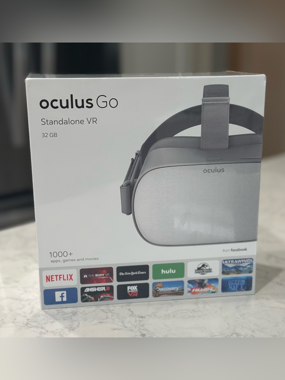 Oculus Go All-in-One Virtual Reality Device, new in original sealed packaging